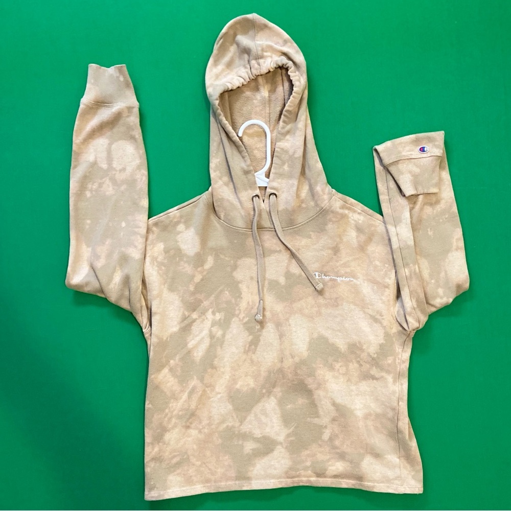 Beige champion sweater